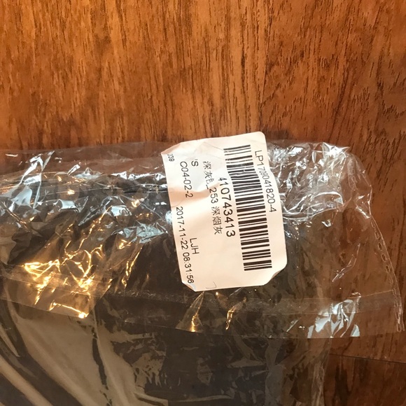 Women’s gray moto leggings. - Picture 7 of 7